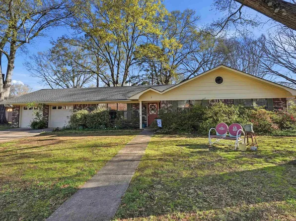 2 Pin Oak Dr, Conway, AR 72034