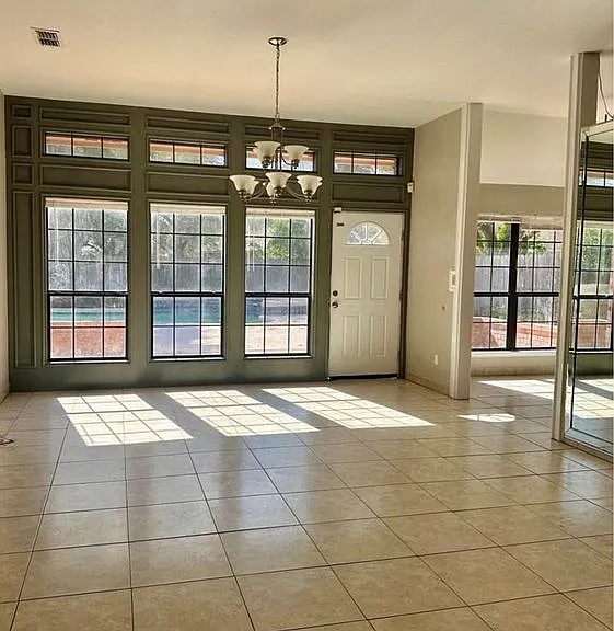 15 Valles Ct — Photo 7
