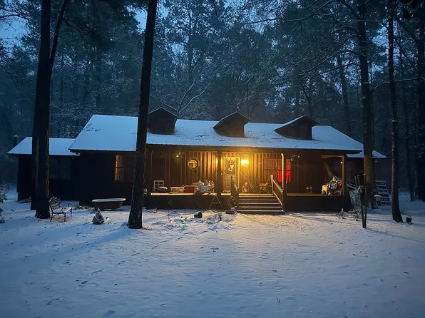 4302 Ridge Rd, Pelham, GA 31779
