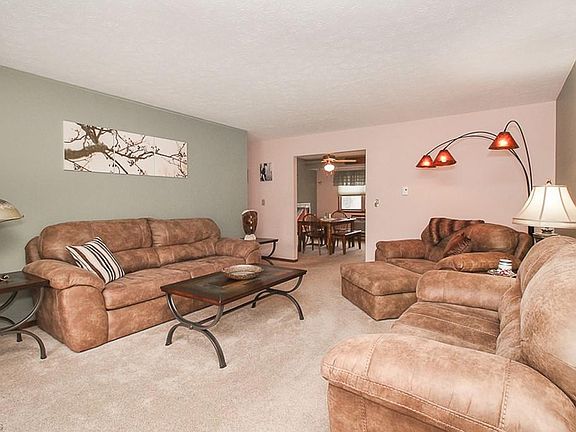 2nd image of 4621 Dogwood Dr