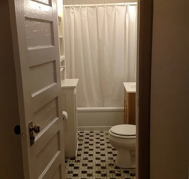 2321-9 E Belleview Pl — Photo 9