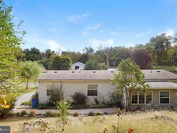 2nd image of 15301 Skyline Dr