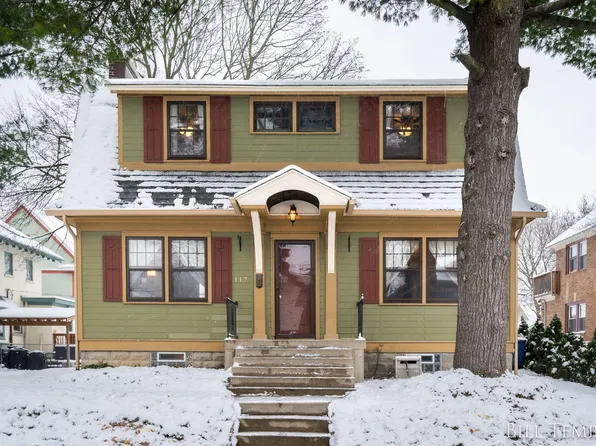 117 Benjamin Ave SE, Grand Rapids, MI 49506