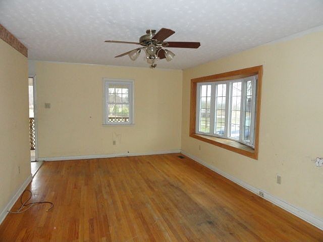 2nd image of 3770 Priceville Rd