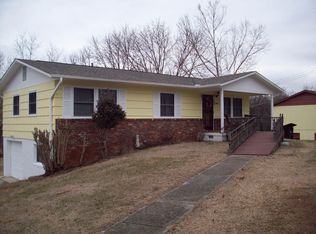 3835 NW Sullivan Rd, Knoxville, TN 37921