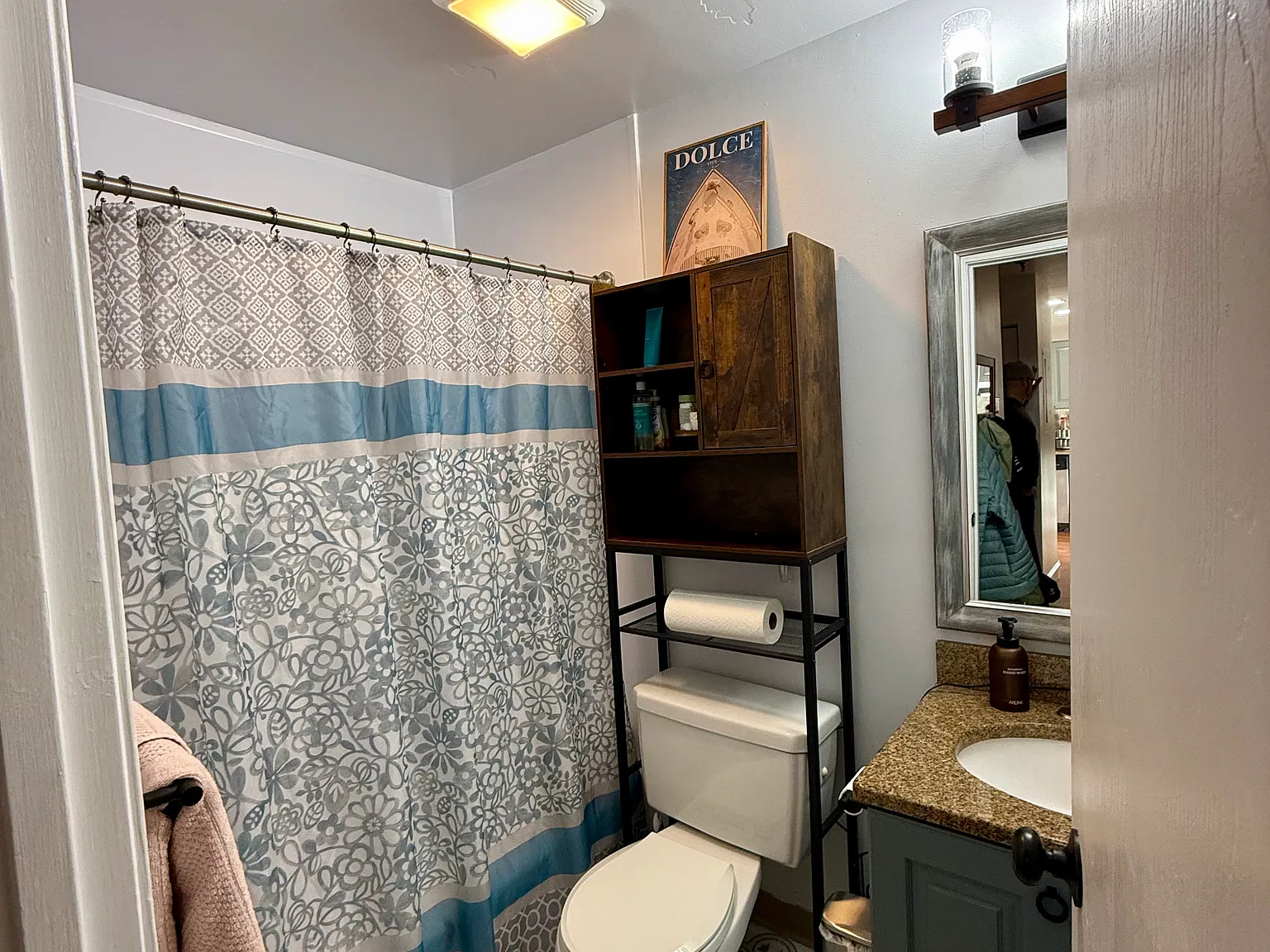 2 bed, 659 sqft, $2,300 — Photo 3