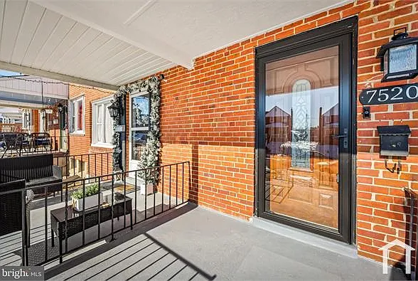 7520 Durwood Rd — Photo 4