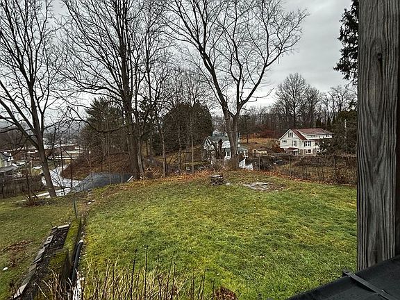 3rd image of 2649 Olyphant Ave #1
