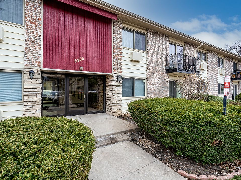 1st image of 8995 Kennedy Dr APT 1D