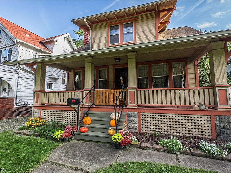 1st image of 346 Crestwood Ave