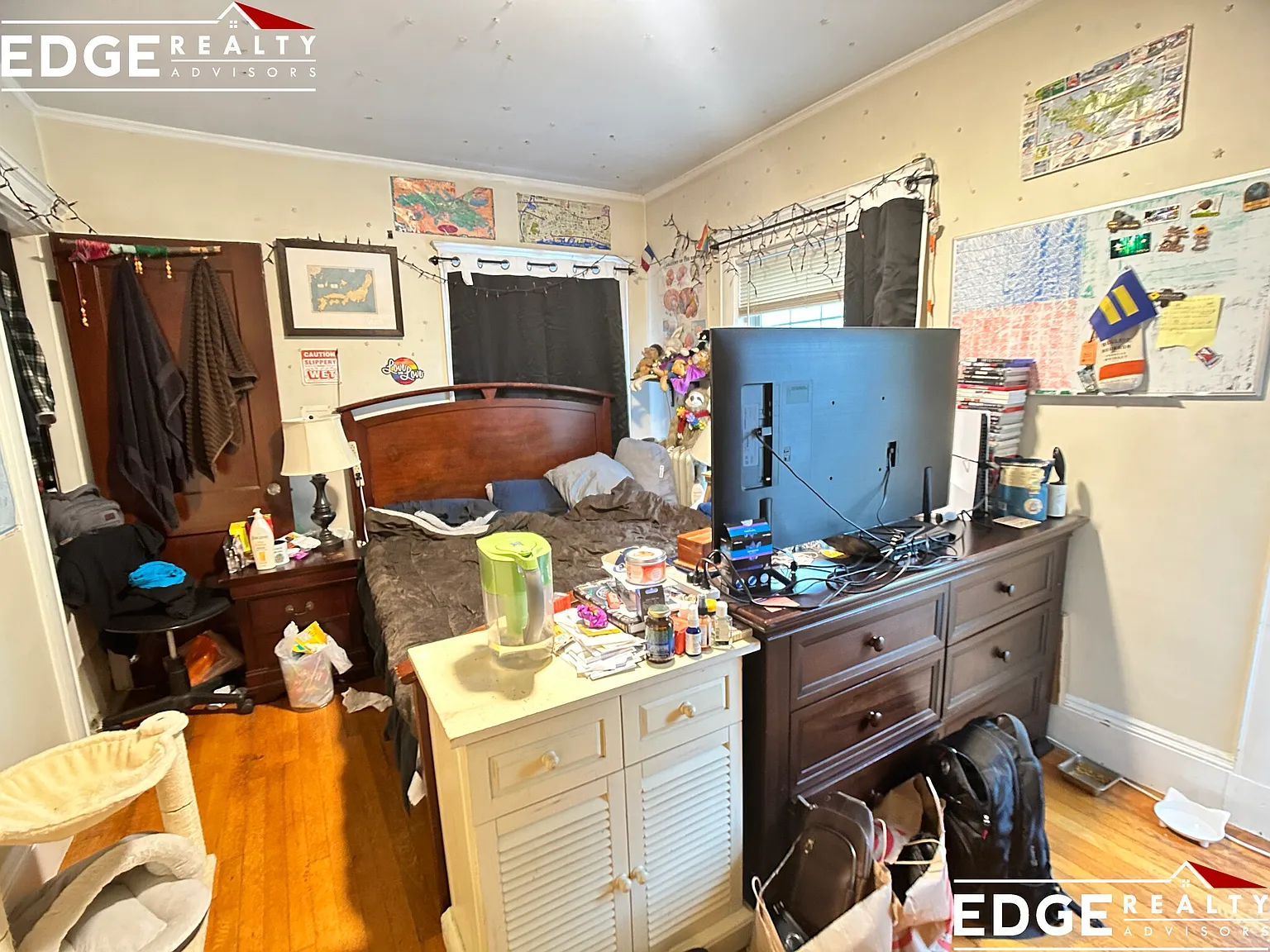 3 bed, 1200 sqft, $3,300 — Photo 3