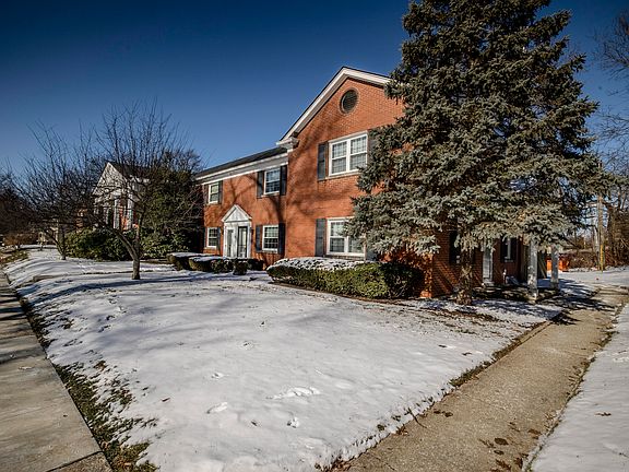 3rd image of 1135 Cooper Dr