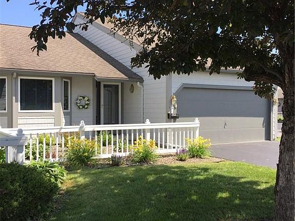 2nd image of 113 Midlake Cir