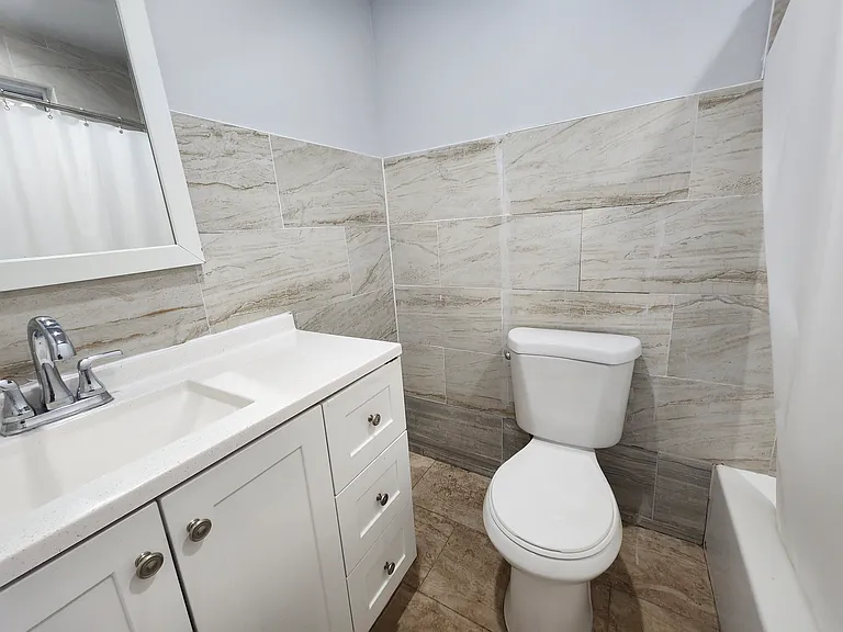 261 Centre Ave #1 — Photo 4