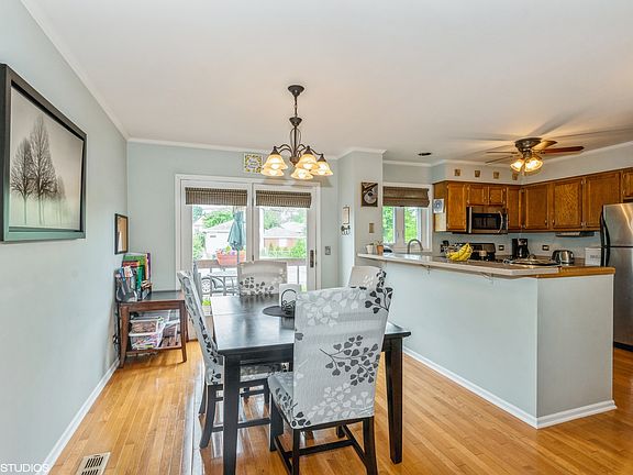 5th image of 8535 Ferris Ave