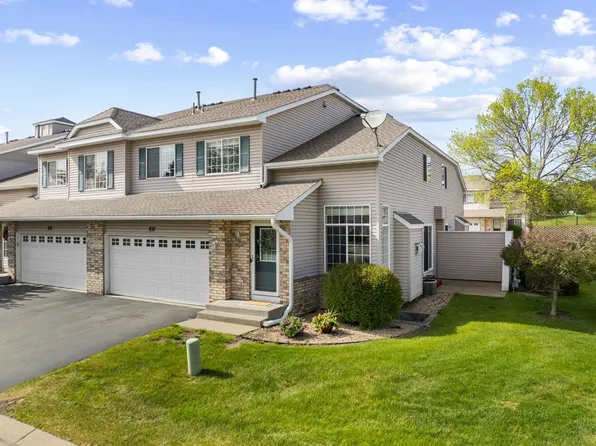 837 Summer Pines Cir, Hudson, WI 54016
