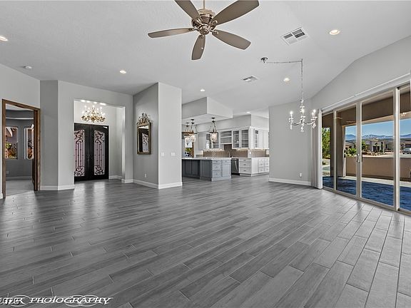 4th image of 155 Seven Palms Way