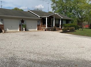 10015 Karnes Rd, West Frankfort, IL 62896