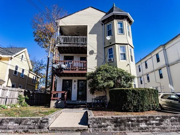 42 Gordon St, Framingham, MA 01702