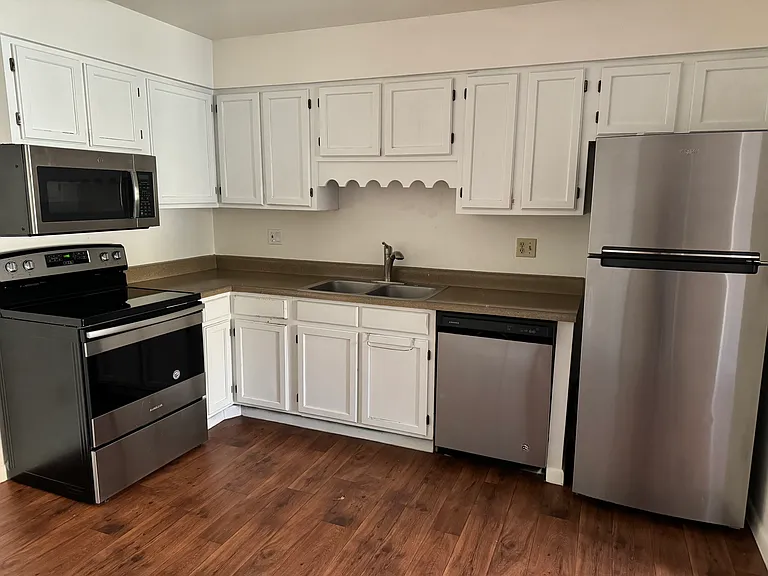Pinon Manor — Photo 19