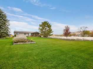 610 Willowlawn Rd, Yakima, WA 98908