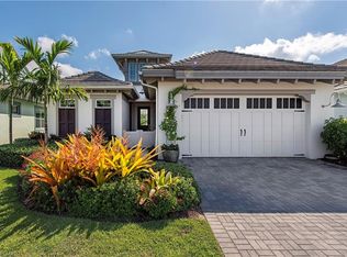 6458 Warwick Ave, Naples, FL 34113