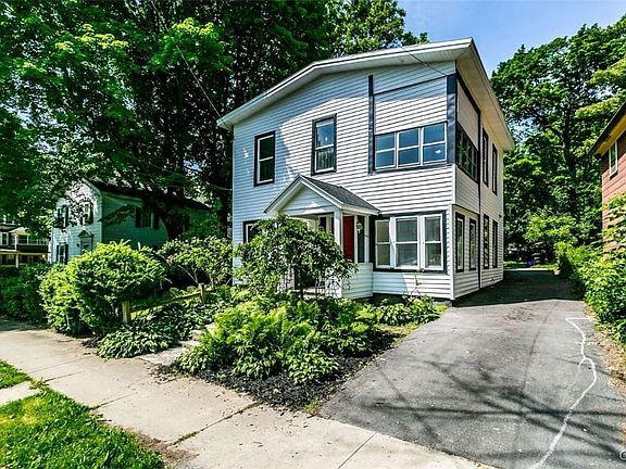 2nd image of 510 Greenwood Pl #12
