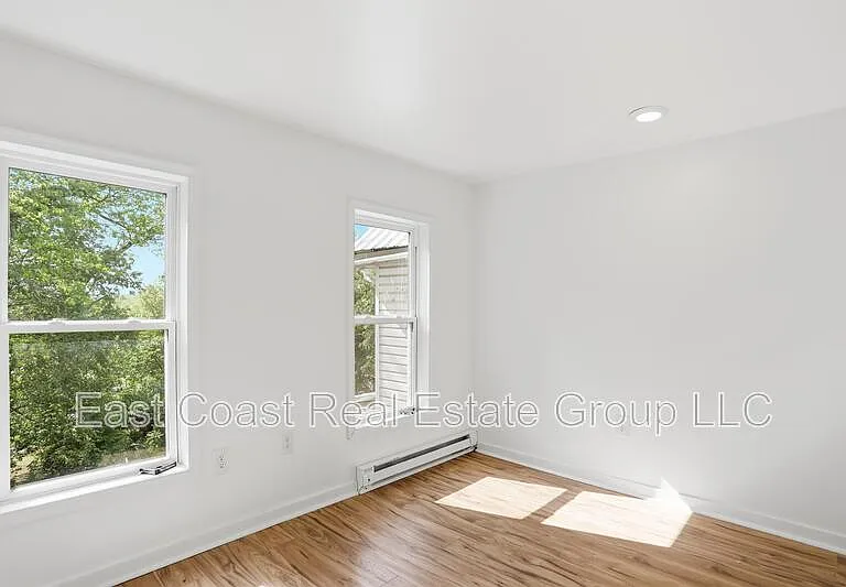 316 N High St — Photo 12