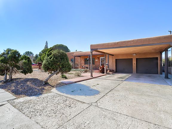 3rd image of 605 Ridgecrest Dr SE