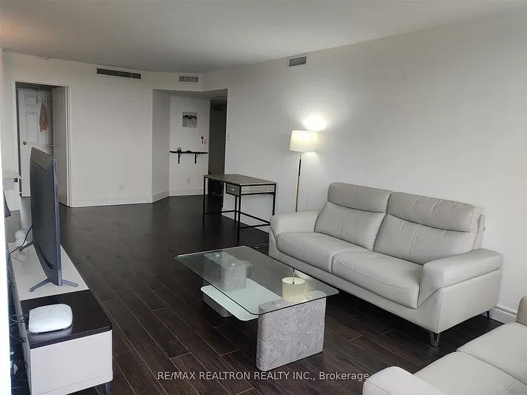 150 Alton Towers Cir #510 — Photo 3