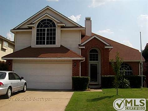 1st image of 2927 Chanute Dr
