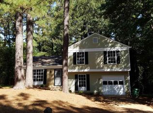 438 Sherwood Cir, Stone Mountain, GA 30087