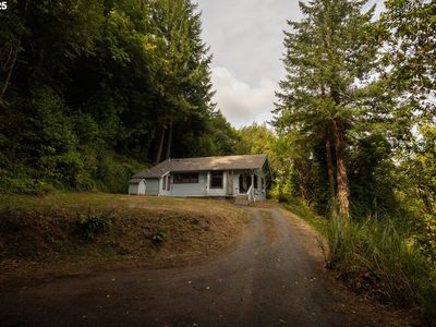 95389 Haynes Way Ln, North Bend, OR, 97459