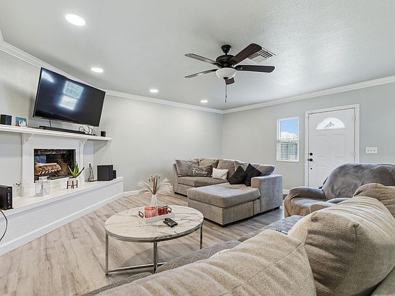 5th image of 15940 Warfield Rd