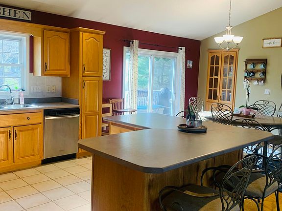 4th image of 133 Bingham Dr