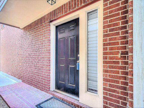 5th image of 2331 Ann St