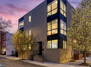 1628 Fitzwater St, Philadelphia, PA 19146