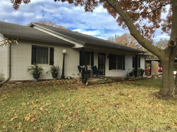 35 Sooner Ln, Lone Grove, OK 73443