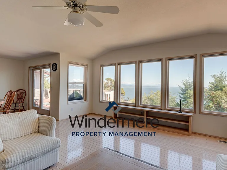 508 Grandview Dr — Photo 10