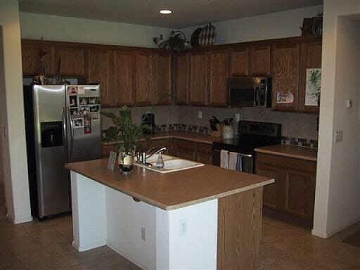 2nd image of 2562 N MORSE Drive