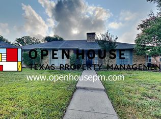 3906 Woodside Rd, Carrollton, TX 75007