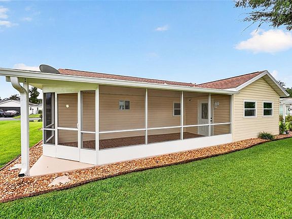 2nd image of 11661 SW 137TH LOOP