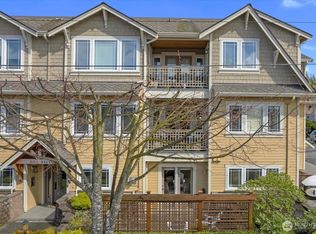 600 Bell St APT 101, Edmonds, WA 98020