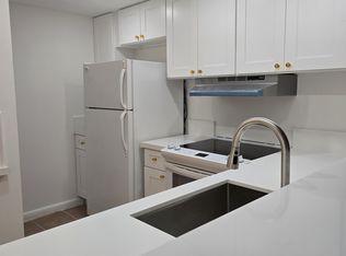 11205 N Kendall Dr APT A111, Miami, FL 33176