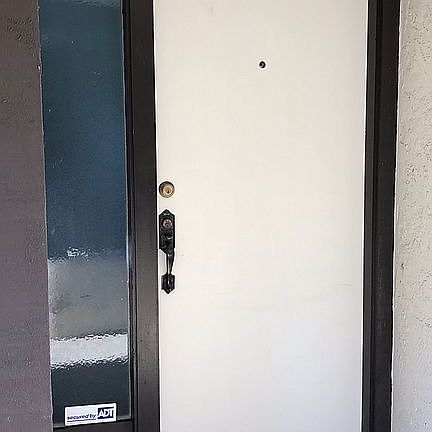 5th image of 1917 Parkwood Dr