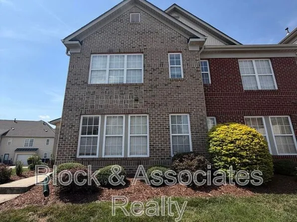 9812 Grettle Ct, Raleigh, NC 27617