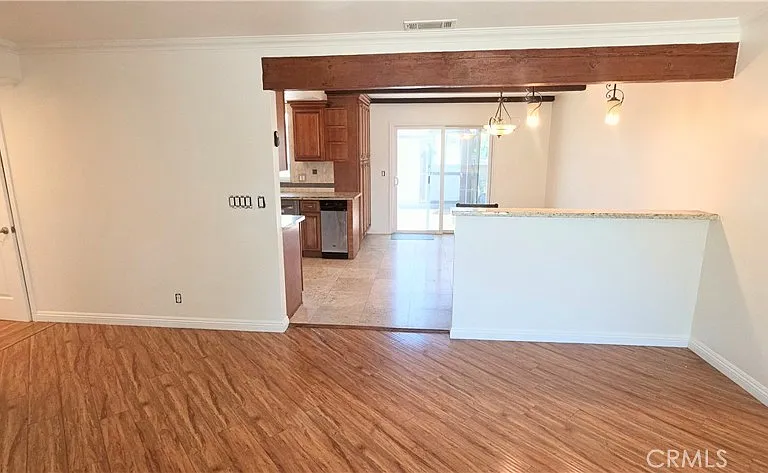 2500 Sidon Ave — Photo 6