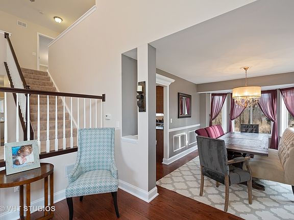 4th image of 442 Oak Grove Cir