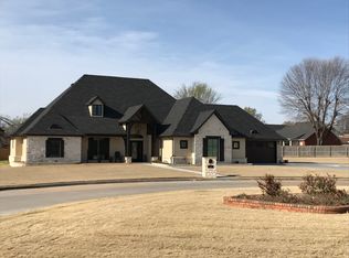 3703 Club View Dr, Muskogee, OK 74403