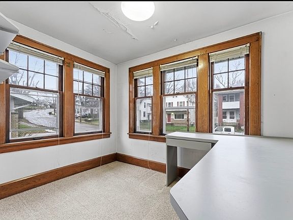 5th image of 1433 17th St NW #1
